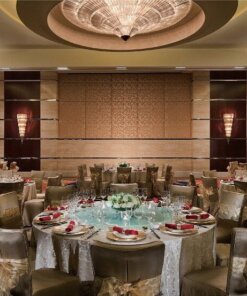 Luxury-Banquet-Tables-and-Chairs-for-Sale-from-China-Manufacturer