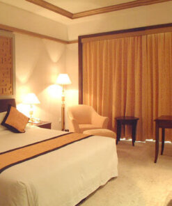economic_oak_finished_hotel_bedroom_furniture_sets_king_size_double_size_bed_2
