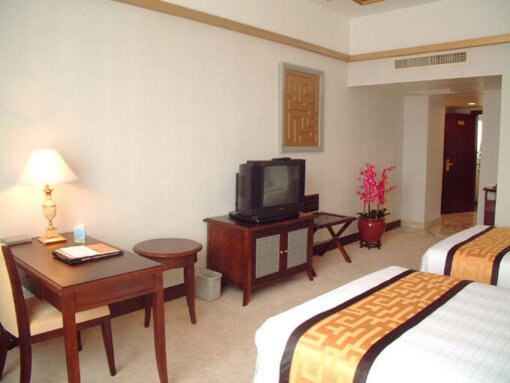 economic_oak_finished_hotel_bedroom_furniture_sets_king_size_double_size_bed_3