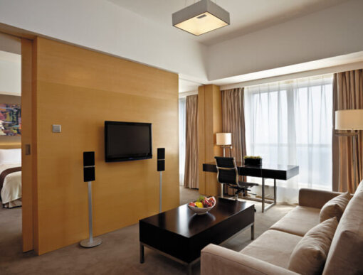 modern_beech_wood_veneer_hotel_bedroom_furniture_sets_with_sofa_set_3